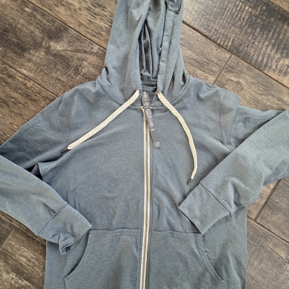 #533 Vuori Blue Full-Zip Hoodie - Picture 2 of 6